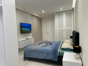 MODERN MINIMALIST APARTMENT Close to Airport and City Center.